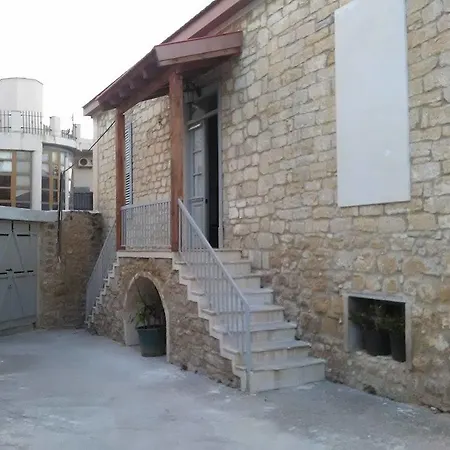 Holiday home Antoniades Mansion